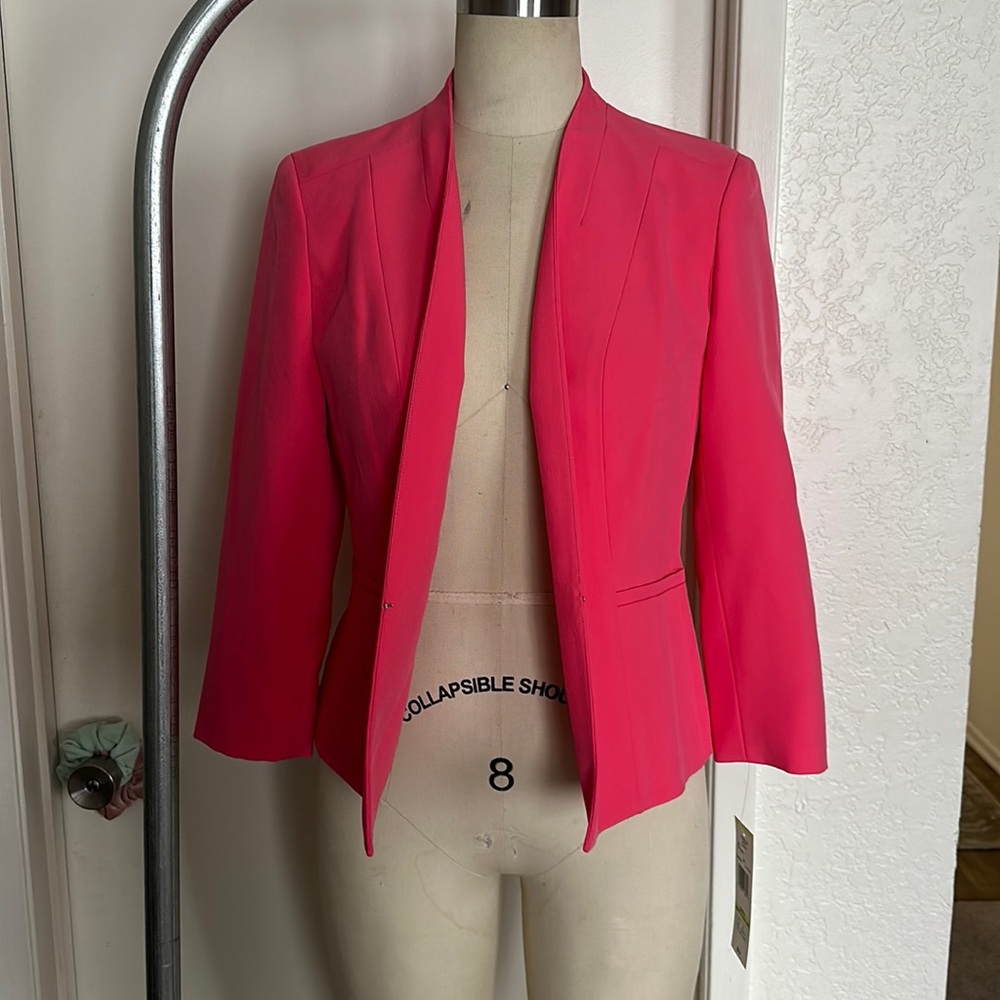 New with tags! Never worn. Pink blazer. Black Label. Originally $74. Size 4.